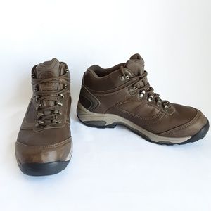 New Balance Hiking / Walking boots leather